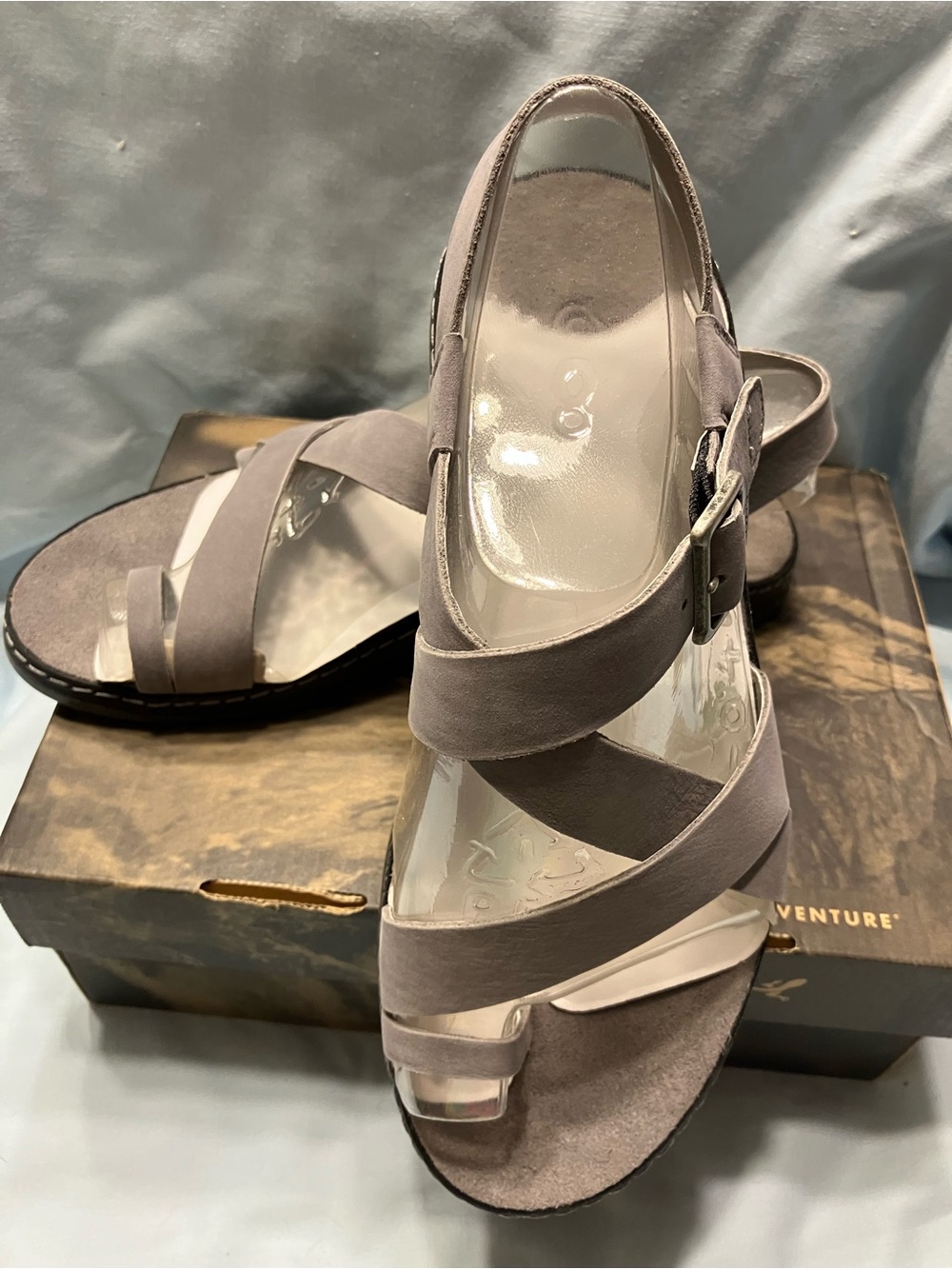Chaco Women's Gray Suede Crisscross Strap Sandals - Picture 5 of 13